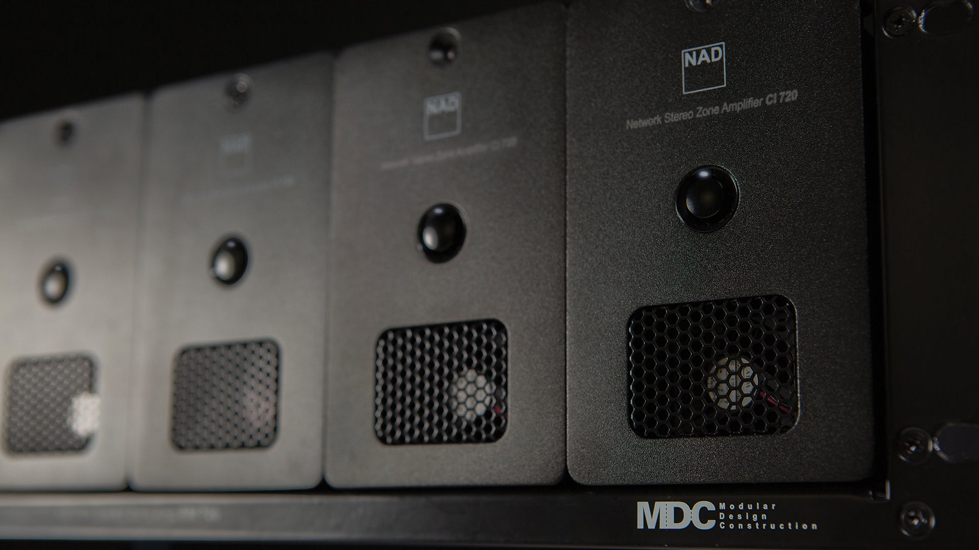 Integrated Amplification for Efficient System Design